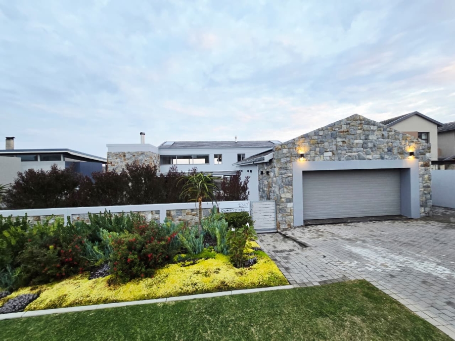 4 Bedroom Property for Sale in Oubaai Western Cape